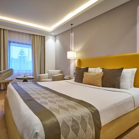 Hotel Hindusthan International, Bhubaneswar Zewnętrze zdjęcie